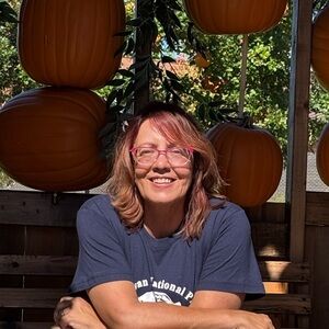 Meet your Posher, Adele